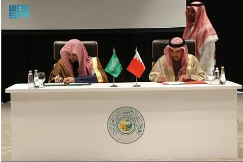 النائب العام ونظيره البحريني يوقعان اتفاقية تعاون في مكافحة الجريمة الأصلية والإرهاب