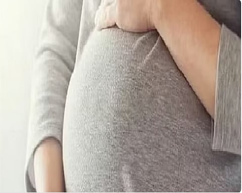 استشارية توضح أهمية تطعيم الثلاثي البكتيري وإبرة الفصيلة خلال الحمل