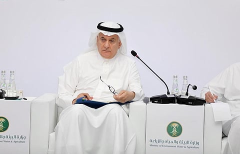 وزير البيئة يبحث دعم الثروة الحيوانية خلال لقائه عددًا من المواطنين والمزارعين في جازان