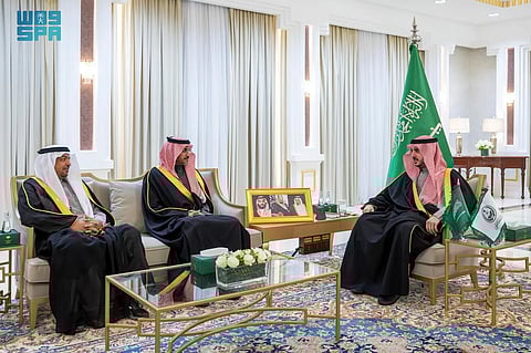 أمير الجوف يستقبل الأمين العام للاتحاد السعودي لكرة القدم ويناقش تطوير رياضة المنطقة