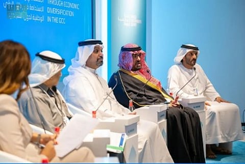 وزير الاقتصاد يختتم مشاركته في القمة العالمية للحكومات 2025