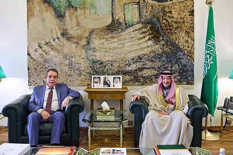 نائب وزير الخارجية يبحث العلاقات الثنائية مع السفير الروسي بالمملكة