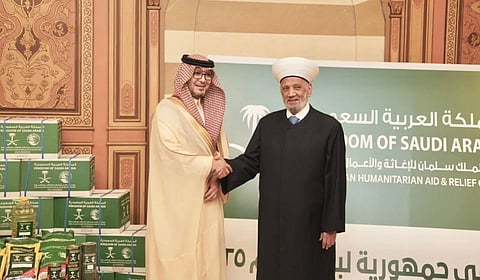 «سلمان للإغاثة» يدشن مشروع سلة «إطعام» الرمضاني ومشروع «كنف» في لبنان