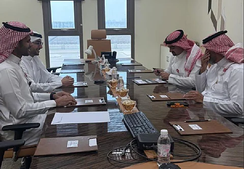 جامعة الإمام عبدالرحمن تتعاون مع «أرامكس» لتوصيل وثائق تخرج طلبة الدراسات العليا
