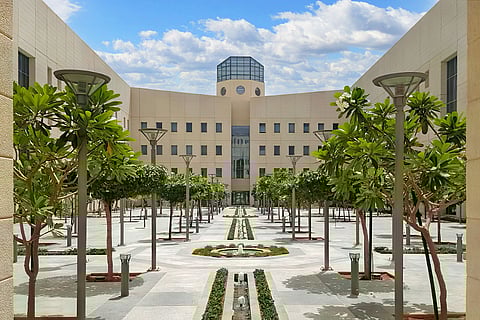 موعد ورابط التسجيل الطلاب للصف الأول الابتدائي ورياض الأطفال 1447