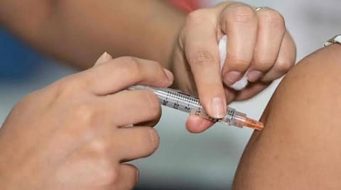 استشاري قلب: 8 أعراض جانبية قد تسببها إبر الكوليسترول