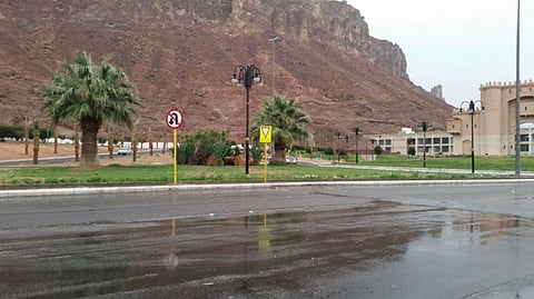 «الأرصاد» ينبّه من أمطار خفيفة على محافظة العُلا