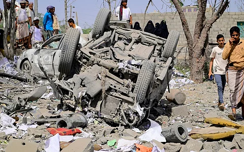 إيران تأمر عسكرييها بمغادرة اليمن.. إعادة ترتيب للأولويات؟