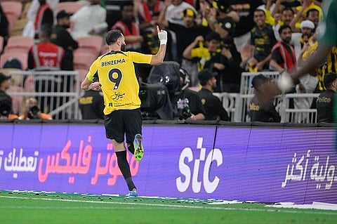 بنزيما يخطف تعادلاً قاتلاً للاتحاد أمام الأهلي في "دوري روشن"