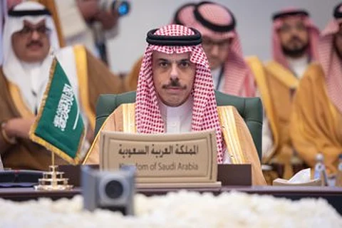 وزير الخارجية يشارك في الاجتماع الثالث للحوار الاستراتيجي بين دول مجلس التعاون الخليجي ودول آسيا الوسطى