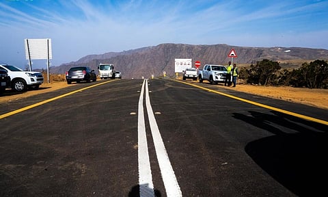 بطول 14.8 كلم.. افتتاح عقبة "نخلين" بعسير بعد تطويرها نموذجًا للعقبات الترابية