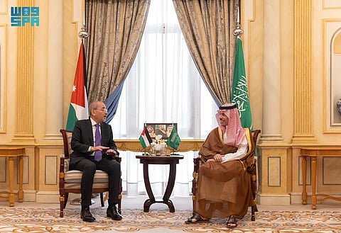 وزير الخارجية ونظيره الأردني يناقشان مستجدات الأحداث الإقليمية والدولية وفي مقدمتها القضية الفلسطينية