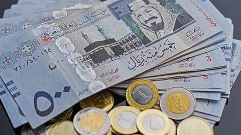 سعر الريال مقابل الدولار والعملات الأجنبية اليوم الإثنين 7-11-1446