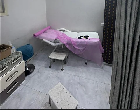 ضبط معالج شعبي بمؤهل ثانوي في الرياض