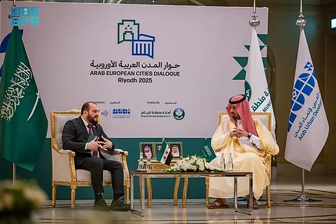 أمين منطقة الرياض يلتقي عمداء مدنٍ أوروبية وعربية خلال منتدى "حوار المدن"