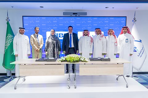 الأكاديمية المالية" و"معهد البحرين للدراسات المصرفية والمالية" يوقعان شراكة استراتيجية لتأهيل الكوادر البشرية المتخصصة في قطاع التأمين بالمملكة