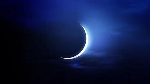 استطلاع هلال ذي الحجة 1446 الليلة.. متى موعد عيد الأضحى فلكيا؟
