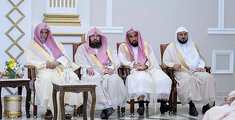 «السديس» يشيد بجهود رجال الأمن في العناية بأمن وسلامة وحماية ضيوف الرحمن