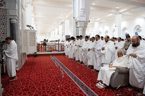 «السديس» يعلن نجاح ترجمة خطبة عرفة إلى 35 لغة عالمية في حج 1446هـ