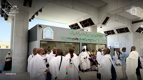 وزارة الشؤون الإسلامية تكثّف جهودها في مسجد السيدة عائشة تزامناً مع توافد المعتمرين