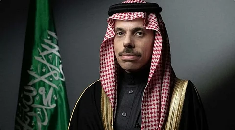 وزير الخارجية يؤكد لنظيره الإيراني رفض المملكة استخدام القوة: يجب اعتماد الحوار لمعالجة الخلافات