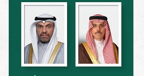 وزير الخارجية ونظيره الكويتي يبحثان هاتفيًا الهجوم الإسرائيلي على إيران وتداعياته الإقليمية