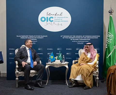 «بن فرحان» يبحث المستجدات الإقليمية والدولية مع وزير خارجية كازاخستان