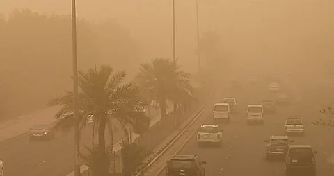 «الأرصاد»: عوالق ترابية على منطقة نجران