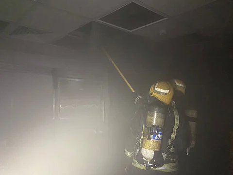 الدفاع المدني يخمد حريقًا محدودًا في مطعم بينبع ولا إصابات