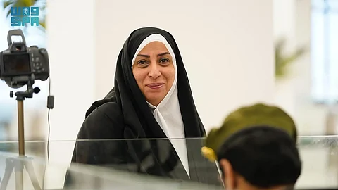 «الجوازات» تواصل تقديم خدماتها لتسهيل مغادرة ضيوف الرحمن الإيرانيين عبر منفذ جديدة عرعر
