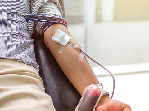 استشاري: لا دليل بشأن حماية التبرع بالدم من جلطات القلب