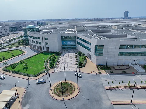 جامعة جازان.. من التعليم إلى التمكين الصحي في ضوء رؤية 2030