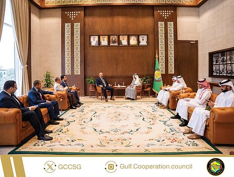 «البديوي»: دول مجلس التعاون تدعم كافة الجهود الإغاثية والإنسانية لمساعدة الشعب اليمني