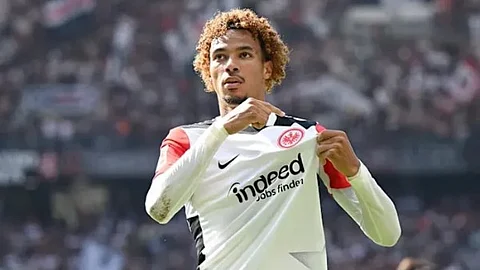 هوجو إيكيتيكي مهاجم نادي آينتراخت فرانكفورت