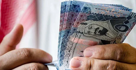 سعر الريال مقابل الدولار والعملات الأجنبية اليوم الثلاثاء 27-1-1447