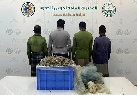 ضبط 4 مخالفين للائحة الأمن والسلامة لمزاولي الأنشطة البحرية في عسير