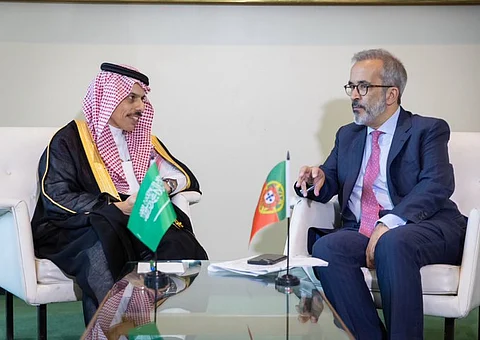 خلال اللقاء