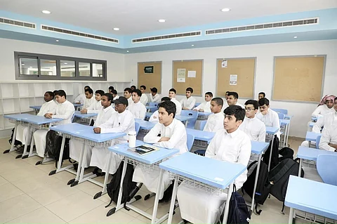 التقويم الدراسي 1447.. متى تبدأ وعودة المشرفين للمدارس والدراسة للطلاب؟