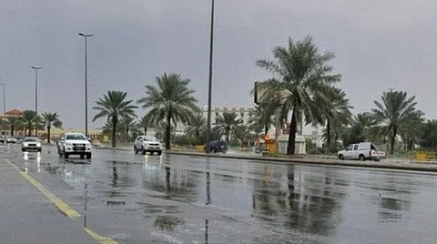 إنذار أحمر.. «الدفاع المدني» تُحذر 4 مناطق من سقوط أمطار غزيرة