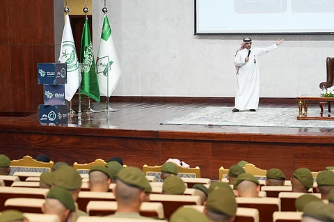 لجنة الإعلام والتوعية المصرفية تنظم محاضرة عن التمويل المسؤول لمنسوبي الجوازات ضمن برنامج "واعي"