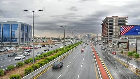 «الأرصاد»: استمرار هطول الأمطار الرعدية على بعض المناطق حتى الثلاثاء المقبل