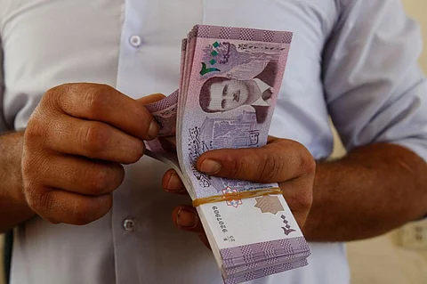 رويترز: إجراءات سورية لإعادة تقييم الليرة.. حذف صفرين وإصدار أوراق نقدية جديدة