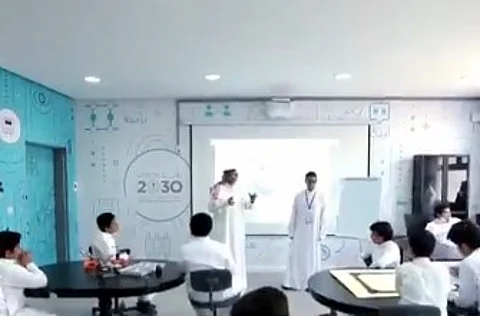مستشار تربوي: ضبط النوم والالتزام بالحضور يرفعان معنويات الطلبة ويضمنان يوما دراسيا ناجحا
