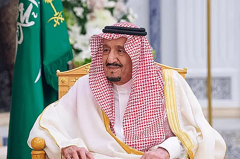 تتصل بالعلاقات الثنائية.. خادم الحرمين الشريفين يتلقى رسالة خطية من رئيس مصر