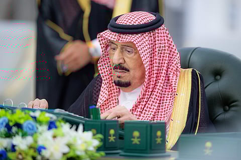 خادم الحرمين الشريفين يرأس جلسة مجلس الوزراء في جدة.. وإصدار 10 قرارات