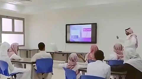 عودة المدارس بمنطقتي مكة المكرمة والمدينة المنورة غدا الأحد