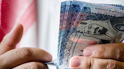 سعر الريال مقابل الجنيه المصري والعملات العربية اليوم الاثنين 9-3-1447