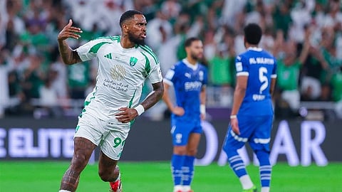 تشكيل الأهلي والهلال في قمة "دوري روشن"