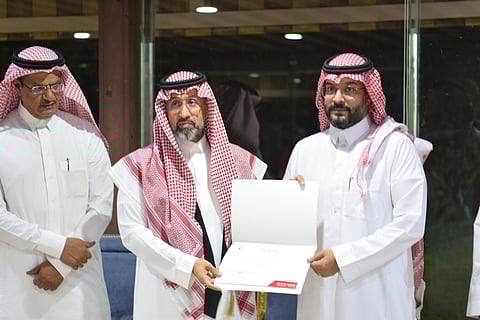 فرع الهلال الأحمر بالباحة يحتفل باليوم الوطني 95
