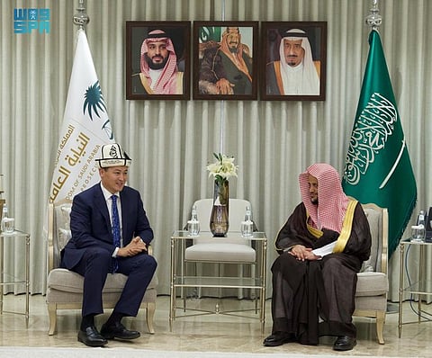 النائب العام يبحث مع سفير قرغيزستان تعزيز التعاون القضائي والقانوني